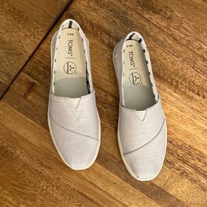 Tom’s woman’s slip on